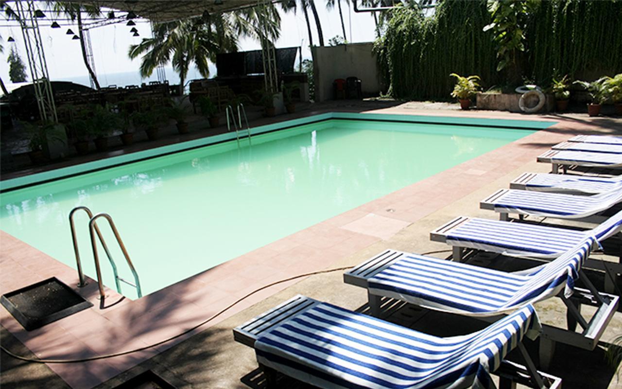 Raja Hotel Kovalam Buitenkant foto